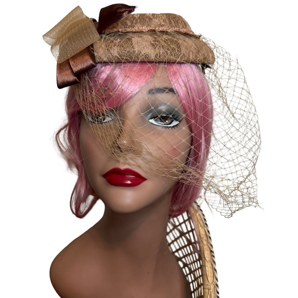 Vintage 1950s Style Fascinator Hat | Beige Brown Lace Satin Bow Veil Pillbox Hat